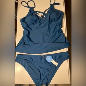 Cupshe NWT 2 Piece L Bathing Suit
